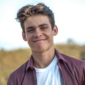 Meet your Posher, Dylan